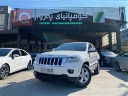 جیپ گراند شیرۆکی